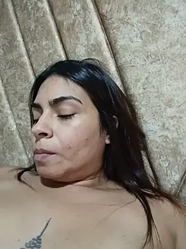 Ivanna2's Live XXX Chat