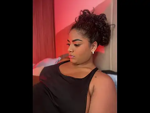 แชท XXX สดของ karlymonroe