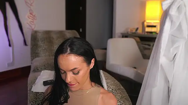 دردشة Katyerave الجنسية المباشرة