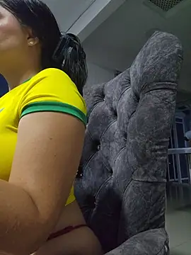 Pretty_Julieta – Naživo XXX chat