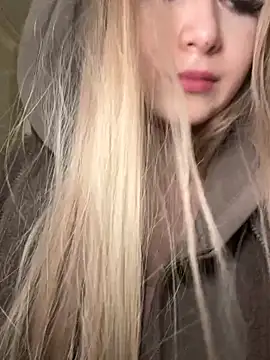 XXX chat uživo modela MarlboroWeb