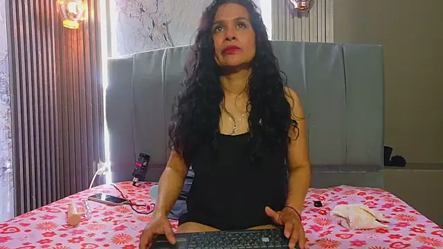 دردشة Vanessa_7_ الجنسية المباشرة