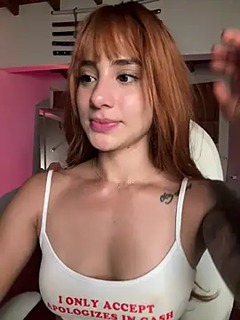 Ale_Lewis élő XXX-chatje