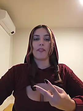 MiaRides19 – Naživo XXX chat