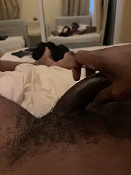 InfamousX – webcam-show