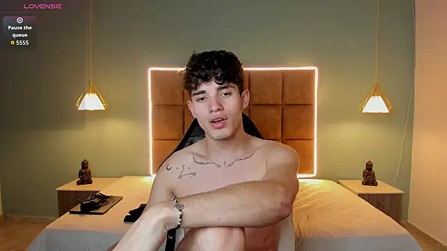 Chat XXX en directo de AlejooTwink