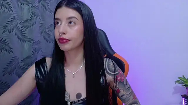 Chat +18 de Misscarolsph ao vivo