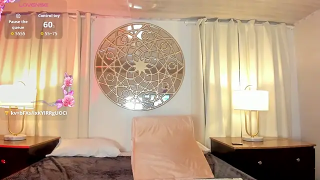 EVANGELIINE_21's Live XXX Chat