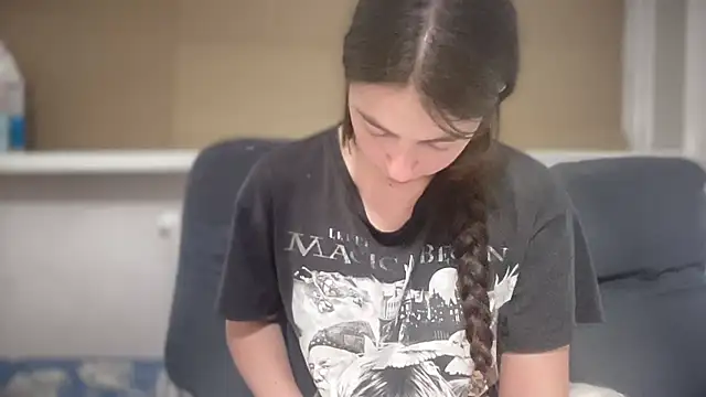 Aphr0ditee's Live XXX Chat