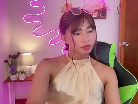 Miss_CandyX: απευθείας συνομιλία ΧΧΧ