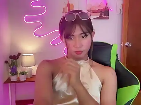 دردشة Miss_CandyX الجنسية المباشرة