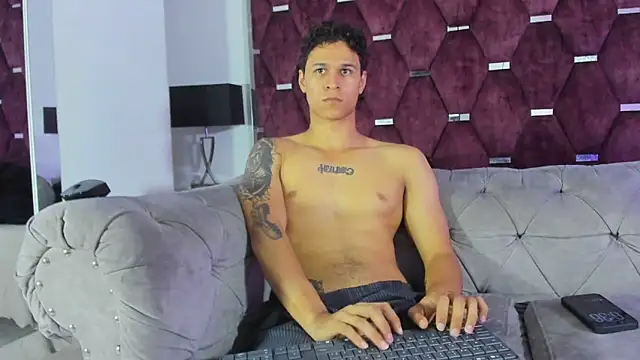 TonyBenedetti 现场XXX聊天
