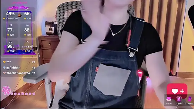 Chat XXX en directo de Caryln-Bun