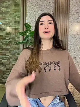 Chat +18 de evelyn_hills ao vivo