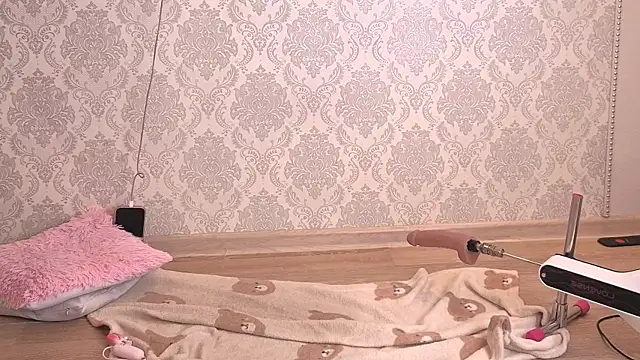 LesleyMil Chat XXX live
