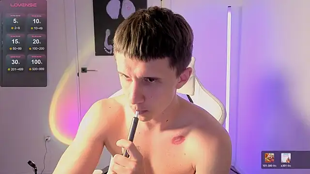 Онлайн чат XXX first_mark