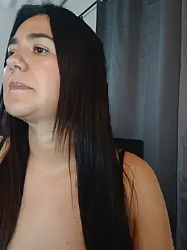 osiris_ra Adlı Modelin Canlı XXX Sohbeti