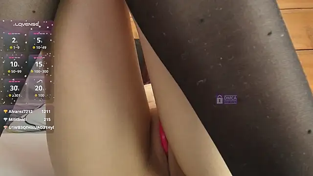 lily_reeds' Live XXX Chat