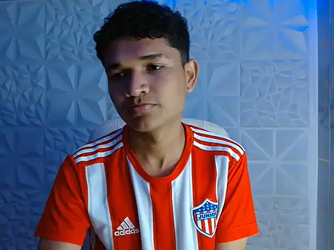 Онлайн чат XXX davexxx_