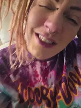 PinkTheHawk Chat XXX live