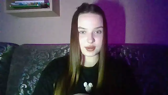 แชท XXX สดของ BratzDollVibes
