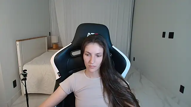Chatroom XXX en direct de upssnowy