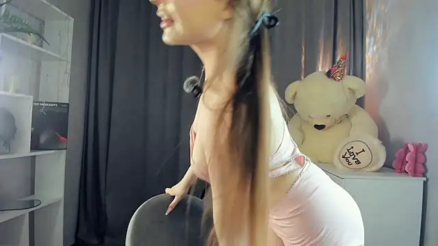 Chat +18 de BelleDream ao vivo