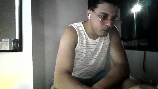 99_GANAr élő XXX-chatje