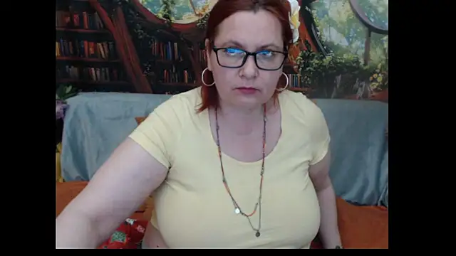 PlayfullMature Chat XXX in diretta