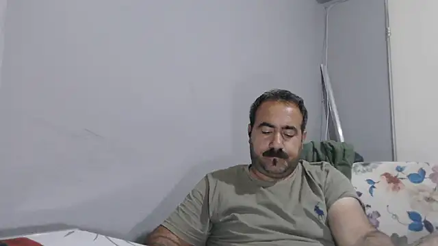 -dark-look- Live XXX-Chat