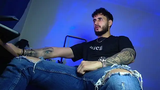 XanderCage99 Chat XXX in diretta