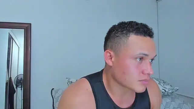 KingLevi01 Live XXX-Chat