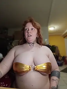 CURVYSAKURA – Naživo XXX chat