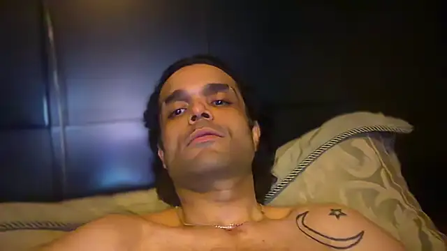 Chat XXX en directo de KungFuPanda001