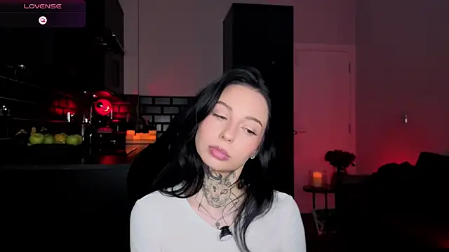 Chat +18 de A11CE ao vivo