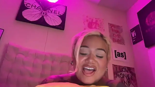 AveryLeeLane's Live XXX Chat