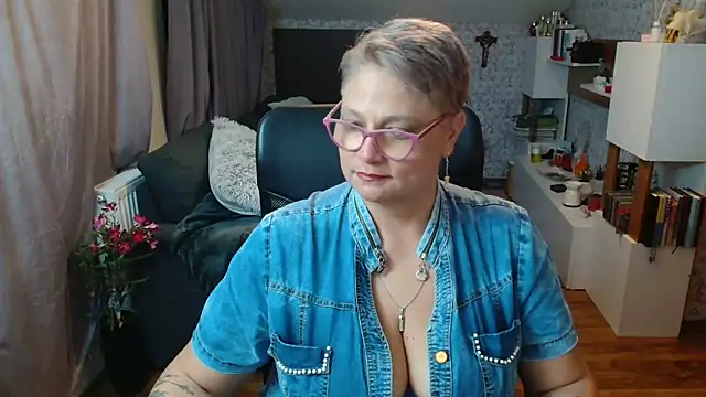 bigtits4you Live XXX-Chat