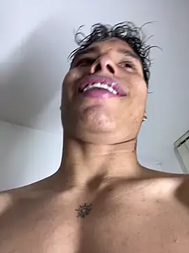 XXX chat uživo modela NelModel1