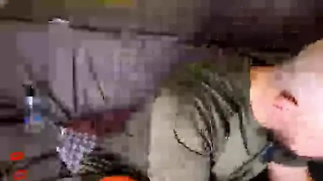 แชท XXX สดของ WankmanNympho