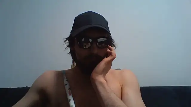 KaelNox Chat XXX in diretta