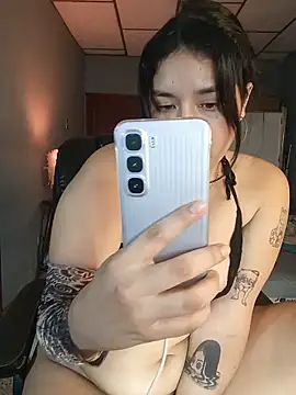 Danelyhit's Live XXX Chat