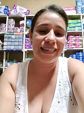 MIA-LARIOS Chat XXX live