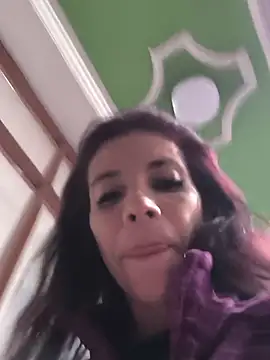 צ'אט XXX בשידור חי של ValentinaRivers