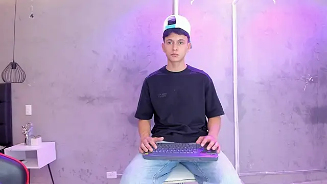 Онлайн чат XXX zam_noir