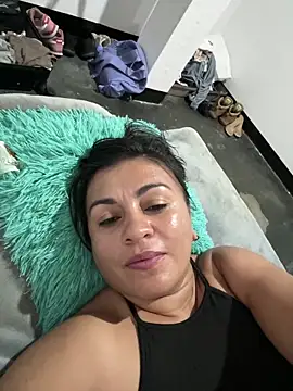 kloee_kann's Live XXX Chat