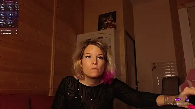 Lady_Shine's Live XXX Chat