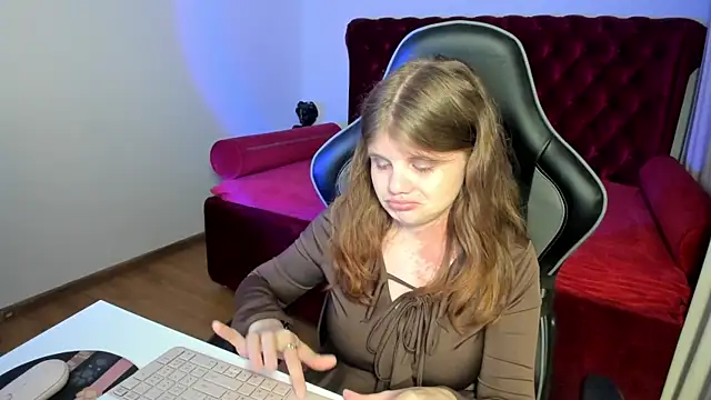 Chat XXX en directo de ChloeHalses
