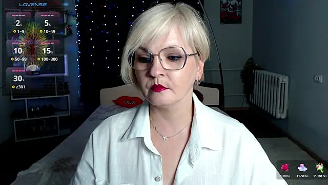 BlondeBrilliant7 – Naživo XXX chat