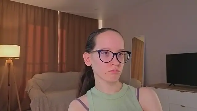 BettyBrowni XXX чат на живо