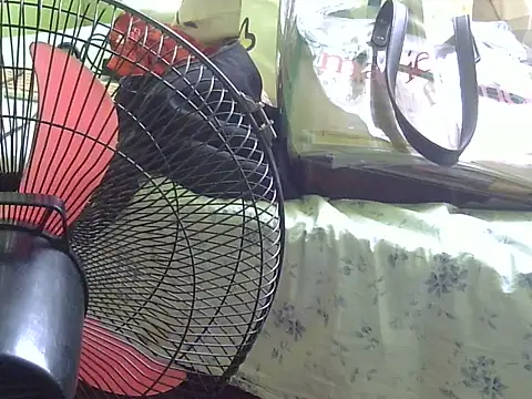 Chat +18 de Tinderella ao vivo